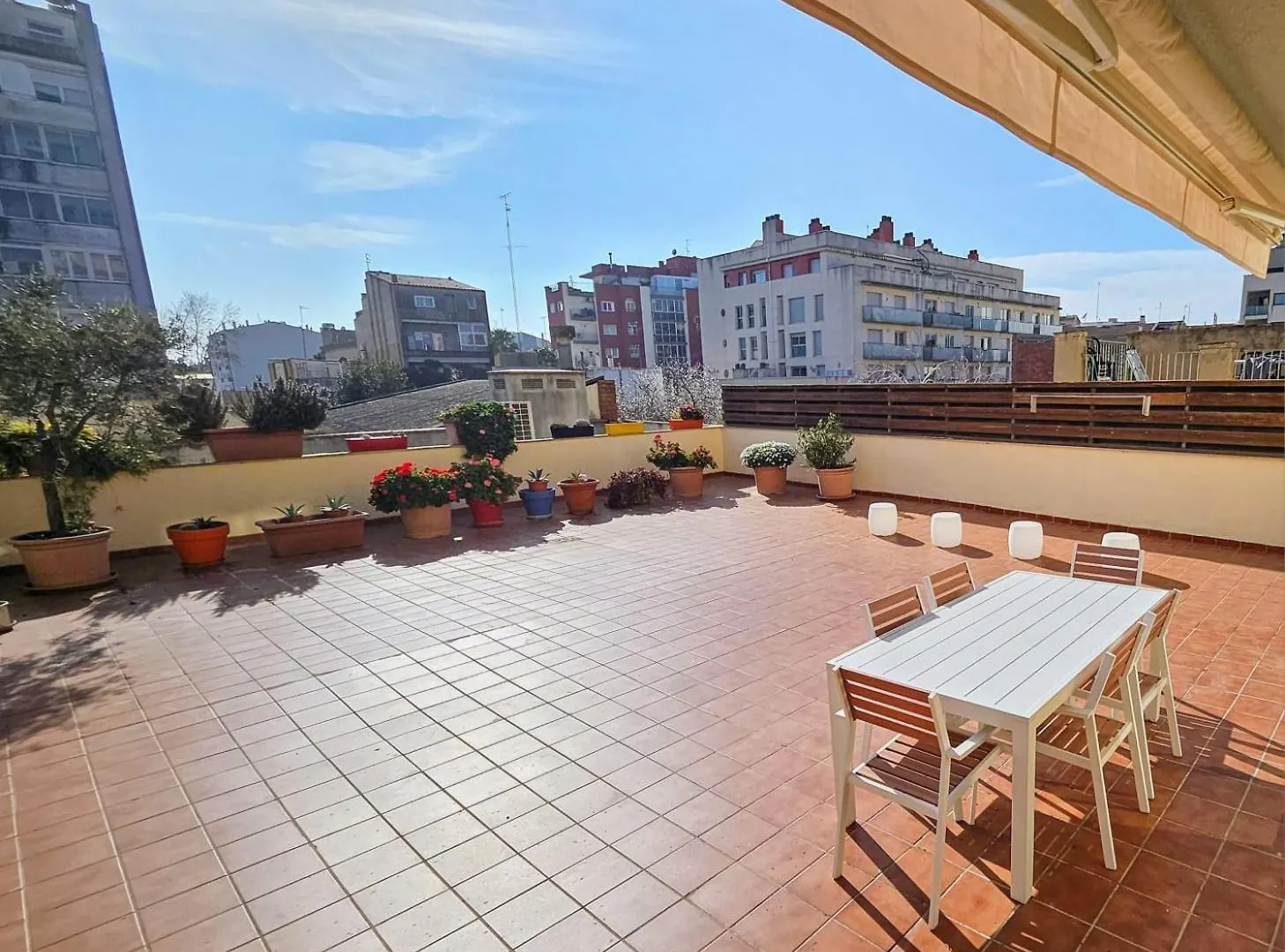 Apartamento Vilallonga Figueres  Apartmán
