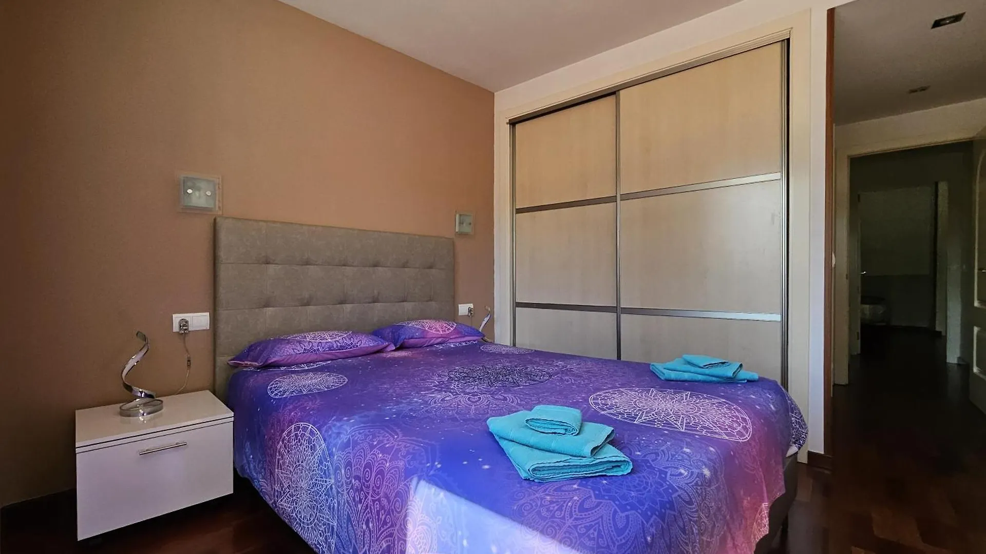 Apartamento Vilallonga Figueres  Apartmán